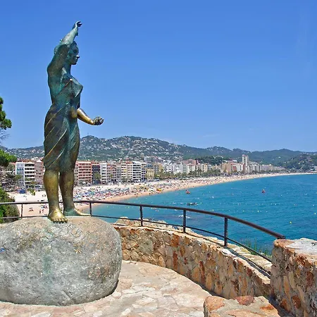 Apartment Homeholidaysrentals Calafats I