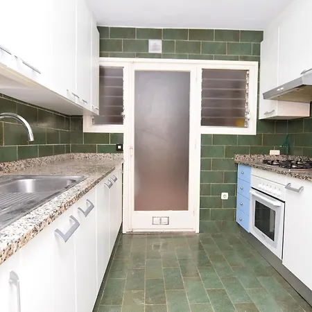 Homeholidaysrentals Calafats I Apartment