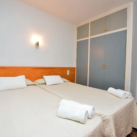 Homeholidaysrentals Calafats I Lloret de Mar